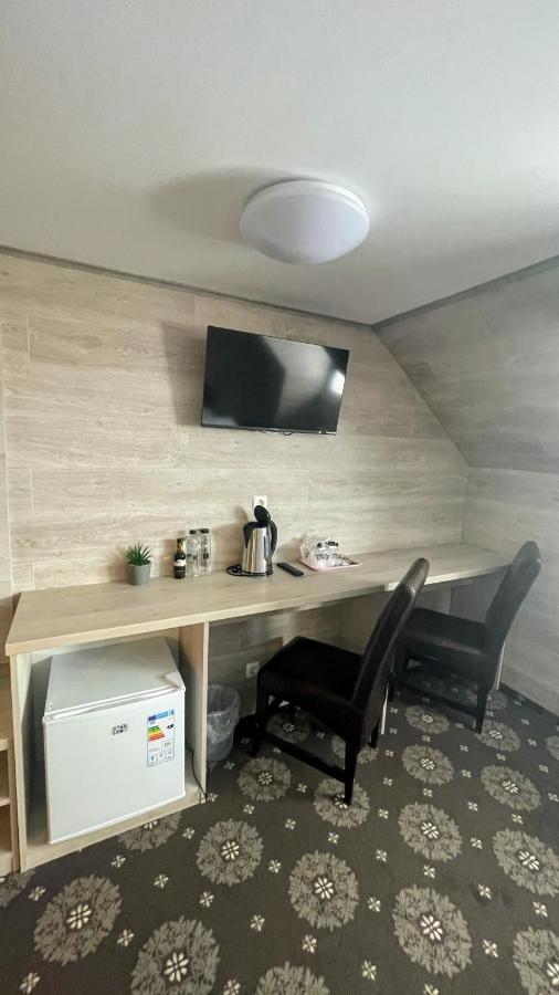 Royal Bucovina Residence Adults Only-Self Check-In Câmpulung Moldovenesc Εξωτερικό φωτογραφία