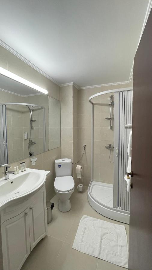 Royal Bucovina Residence Adults Only-Self Check-In Câmpulung Moldovenesc Εξωτερικό φωτογραφία