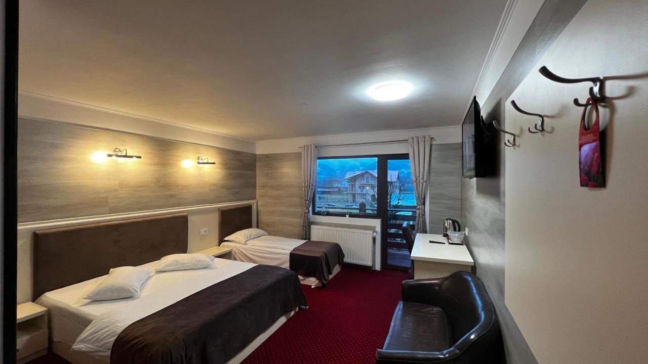 Royal Bucovina Residence Adults Only-Self Check-In Câmpulung Moldovenesc Εξωτερικό φωτογραφία